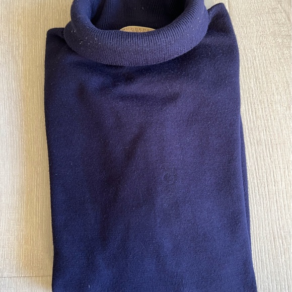 Burberry Turtleneck - Picture 8 of 8